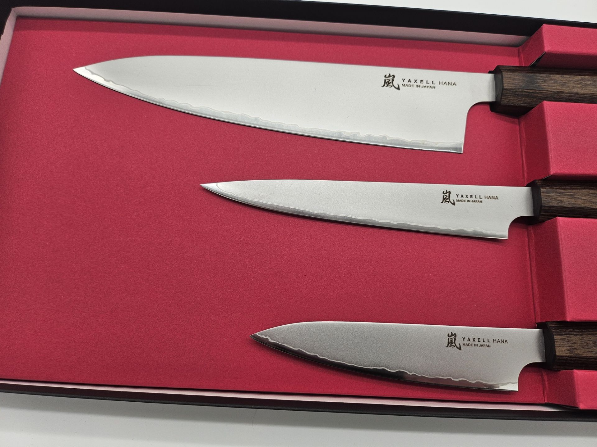 Yaxell Hana 3 tlg. Messerset HP-Y-34852 Profi Kochmesser – Bild 9